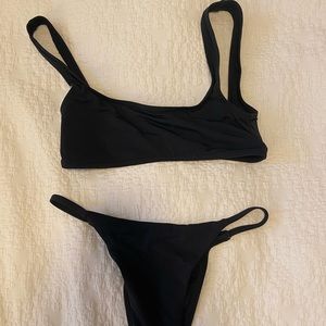 Set Active Black Swim Set